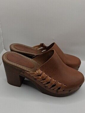 Women’s Brown Leather Clog Mules - Classic Slip-On